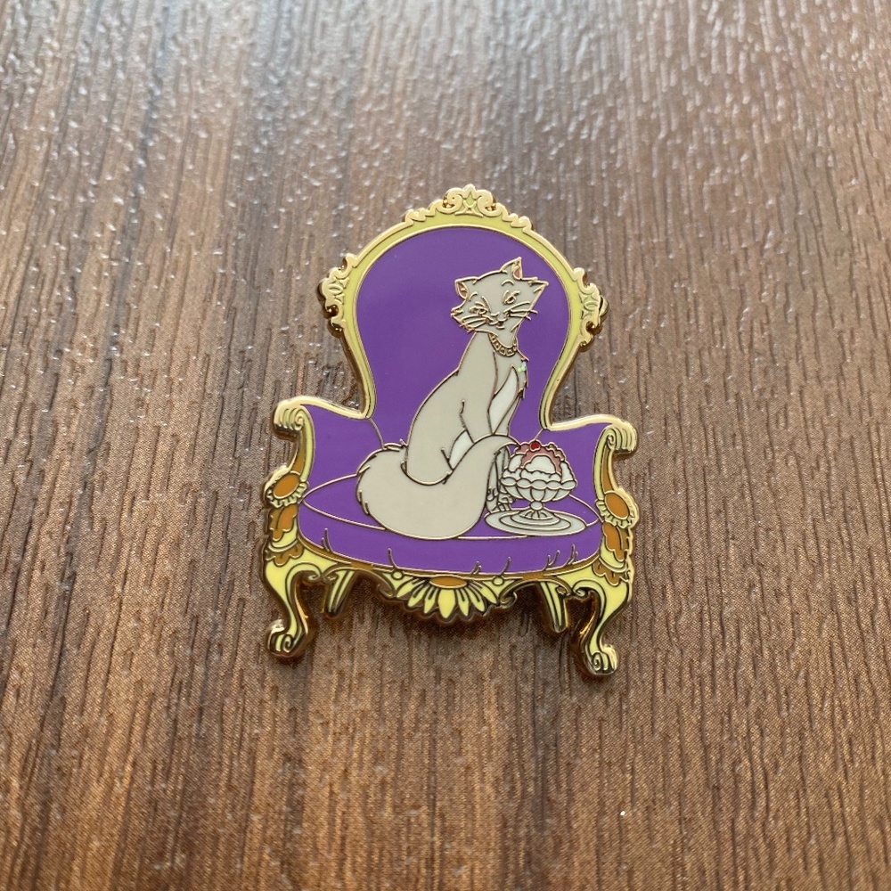 Disney Soda Fountain PTD Dutchess Pin